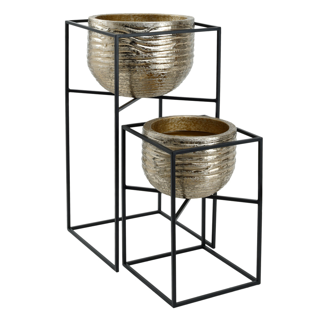 lesley gold borstel aluminium pot op zwart ijzeren standaard sv2.