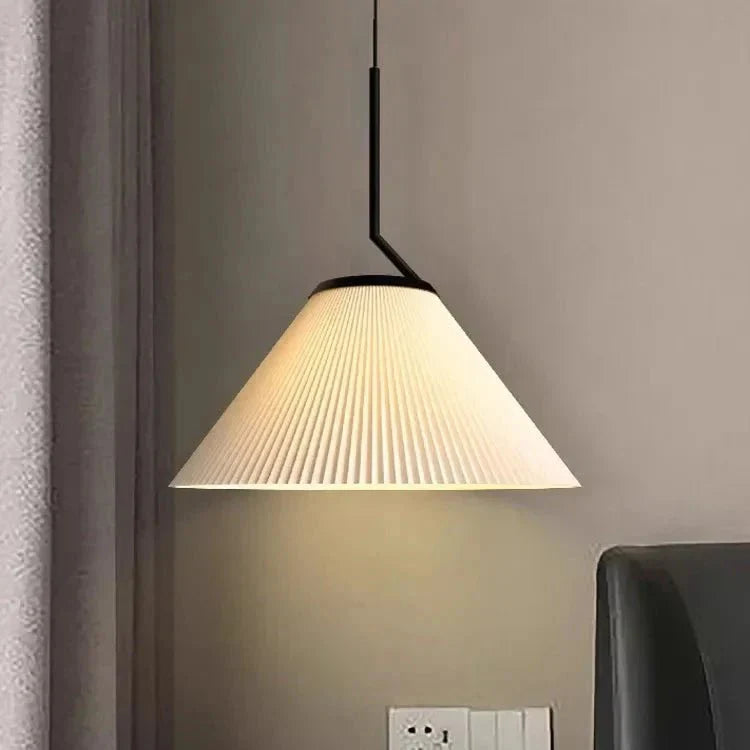 stijlvolle nordic geplooide crème hanglamp voor een elegante sfeer